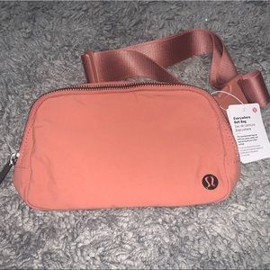 Lululemon Everything Bag 1L